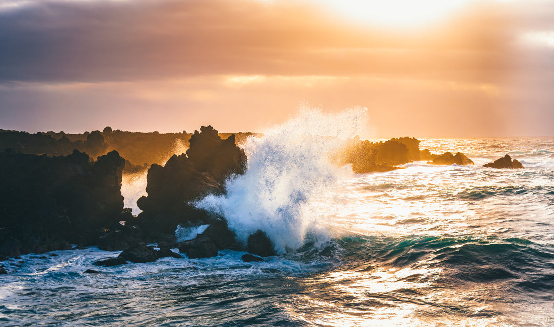 Crashing Wave