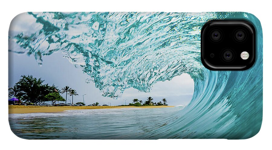 Sandy beach backyard - Phone Case