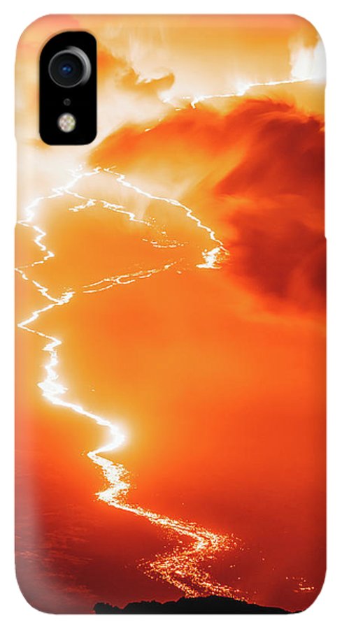 Mauna Loa  - Phone Case